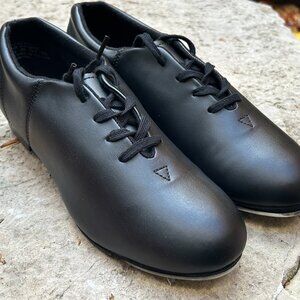 Capezio Women’s CG17 Fluid Tap Shoes – Size 8.5M